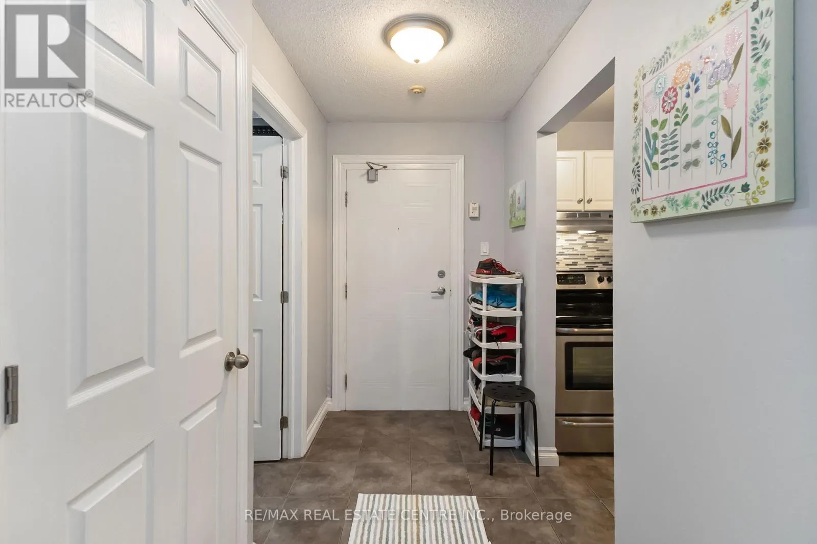 25 - 140 CONWAY DRIVE