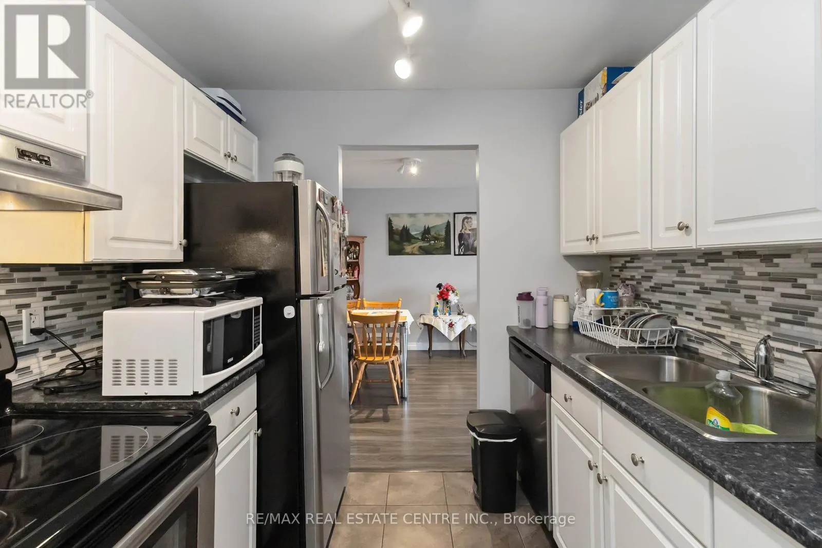 25 - 140 CONWAY DRIVE