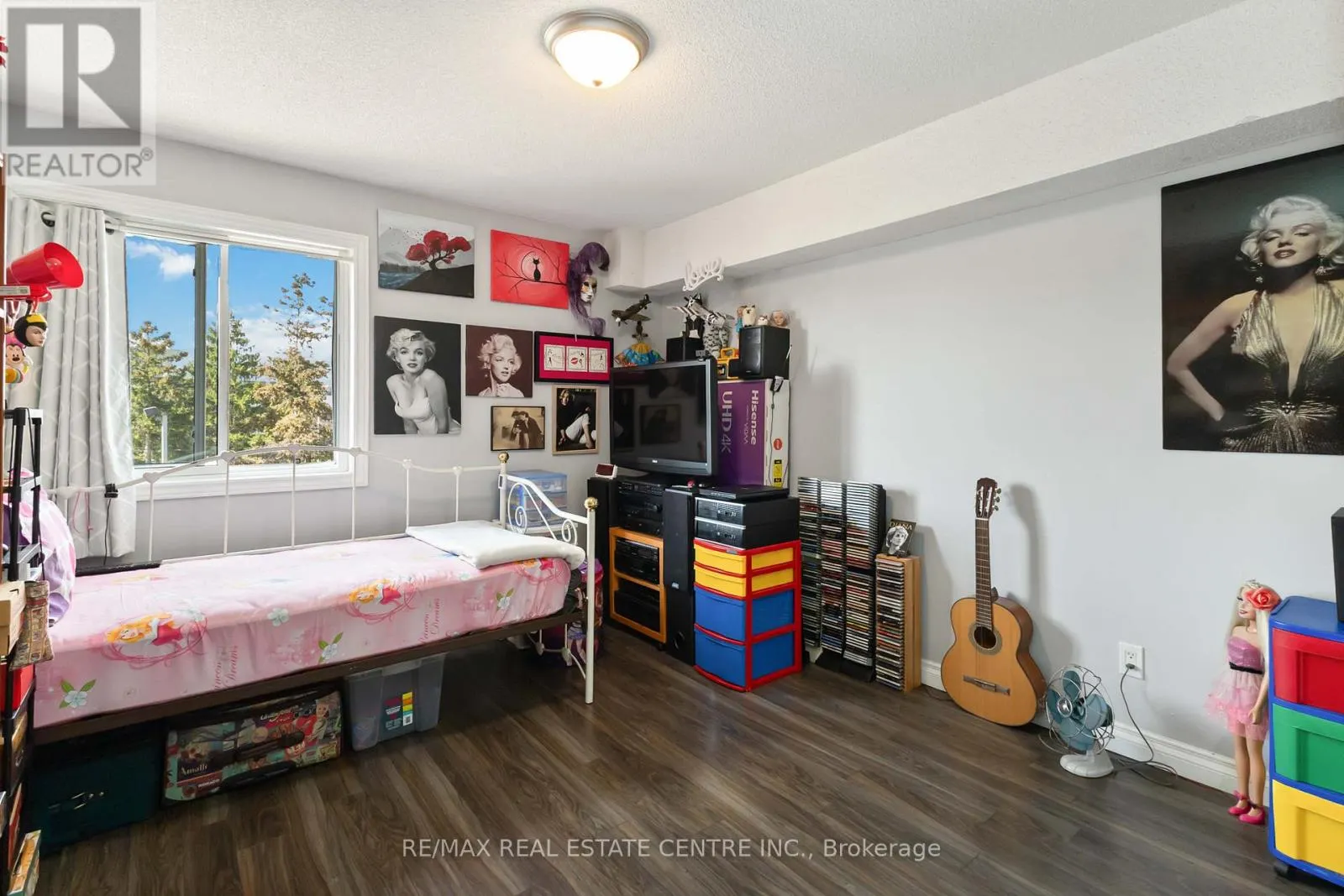 25 - 140 CONWAY DRIVE