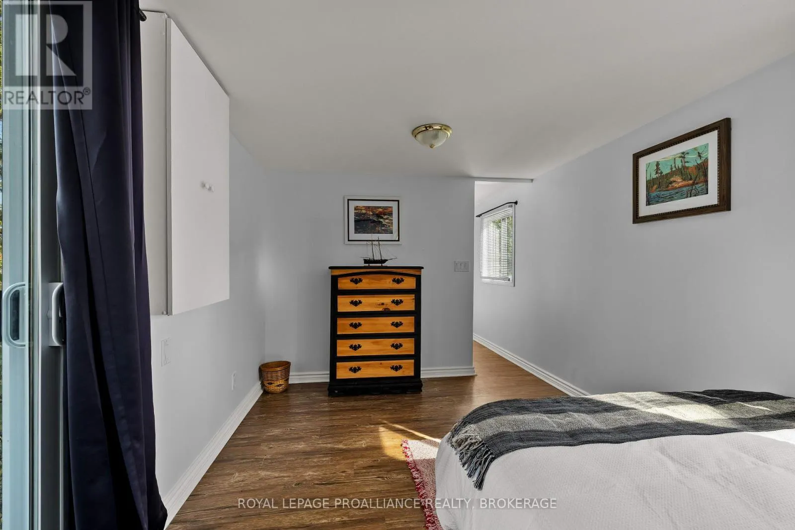 17 - 5569 BATH ROAD, #17