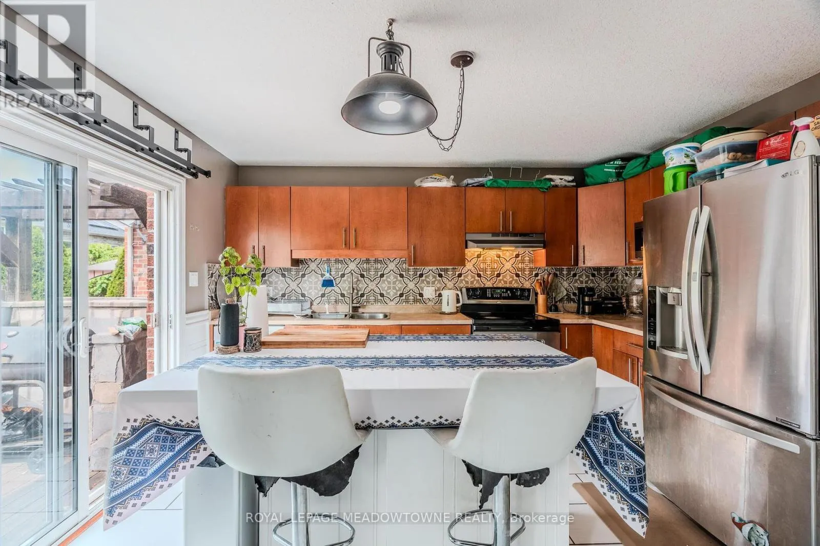 893 BITTERBUSH CRESCENT