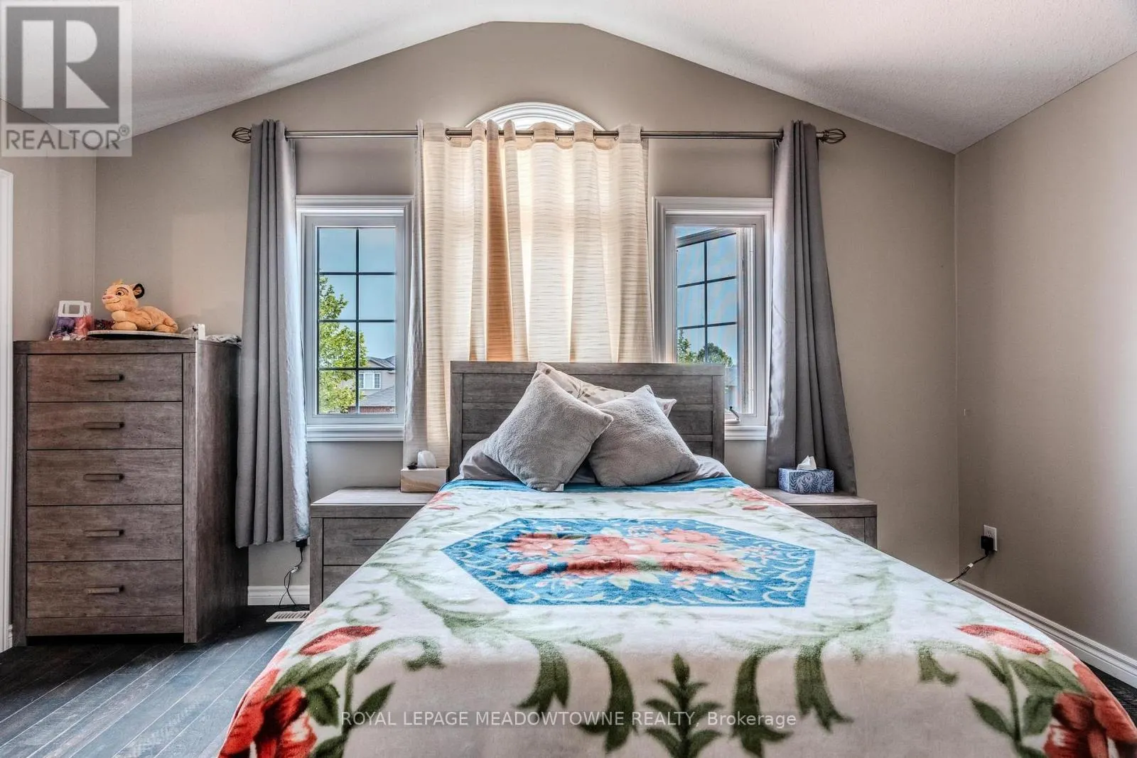 893 BITTERBUSH CRESCENT