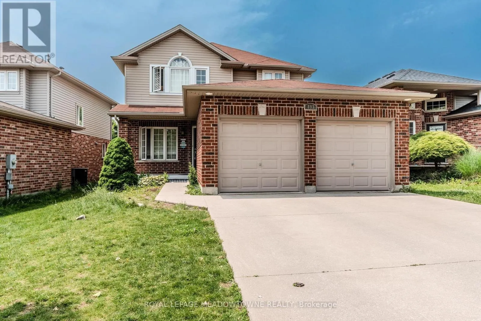 893 BITTERBUSH CRESCENT