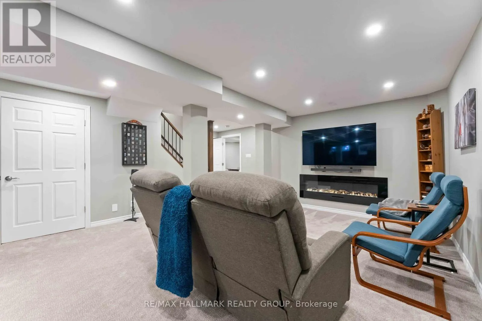 91 BOREALIS CRESCENT