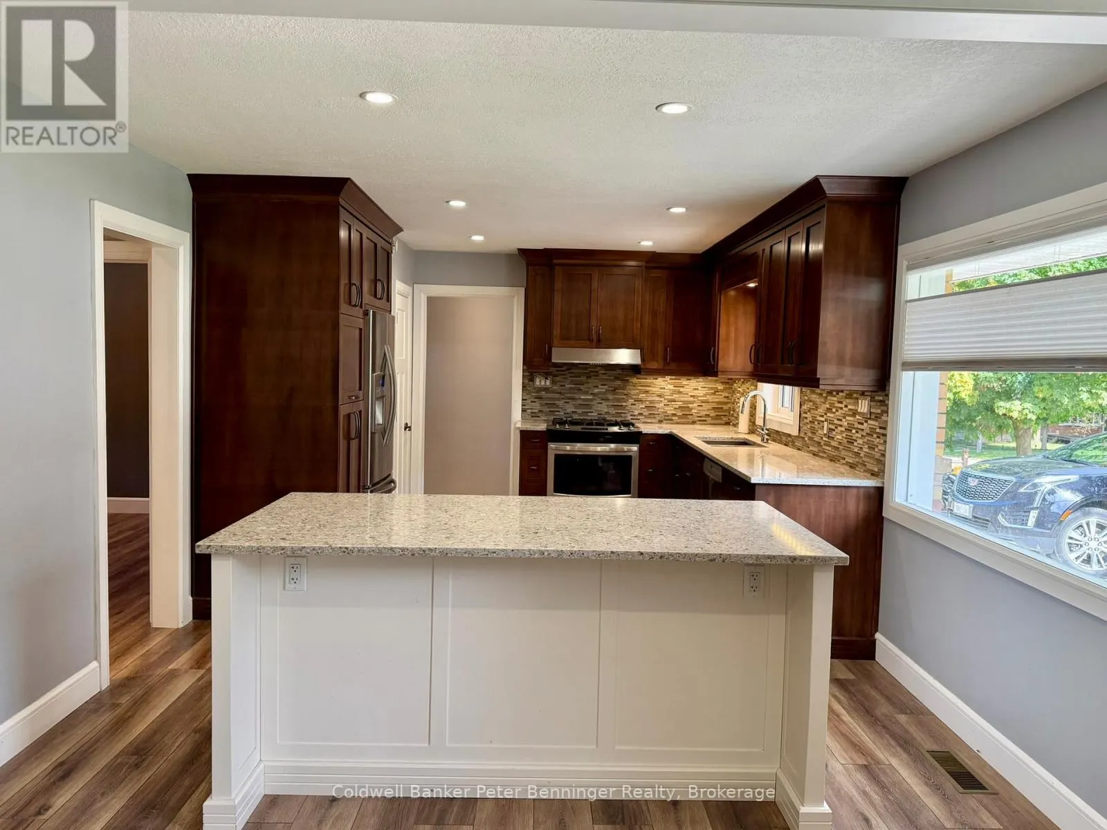 10 BROWNLEE STREET S