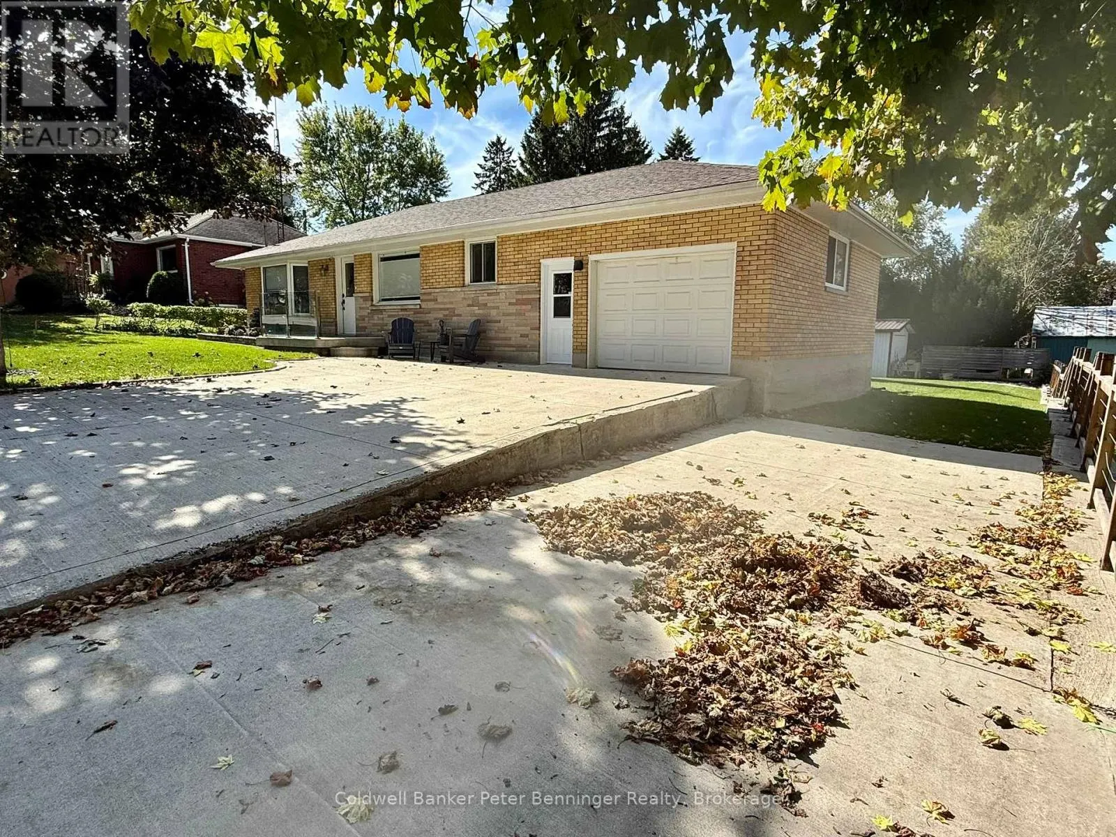 10 BROWNLEE STREET S