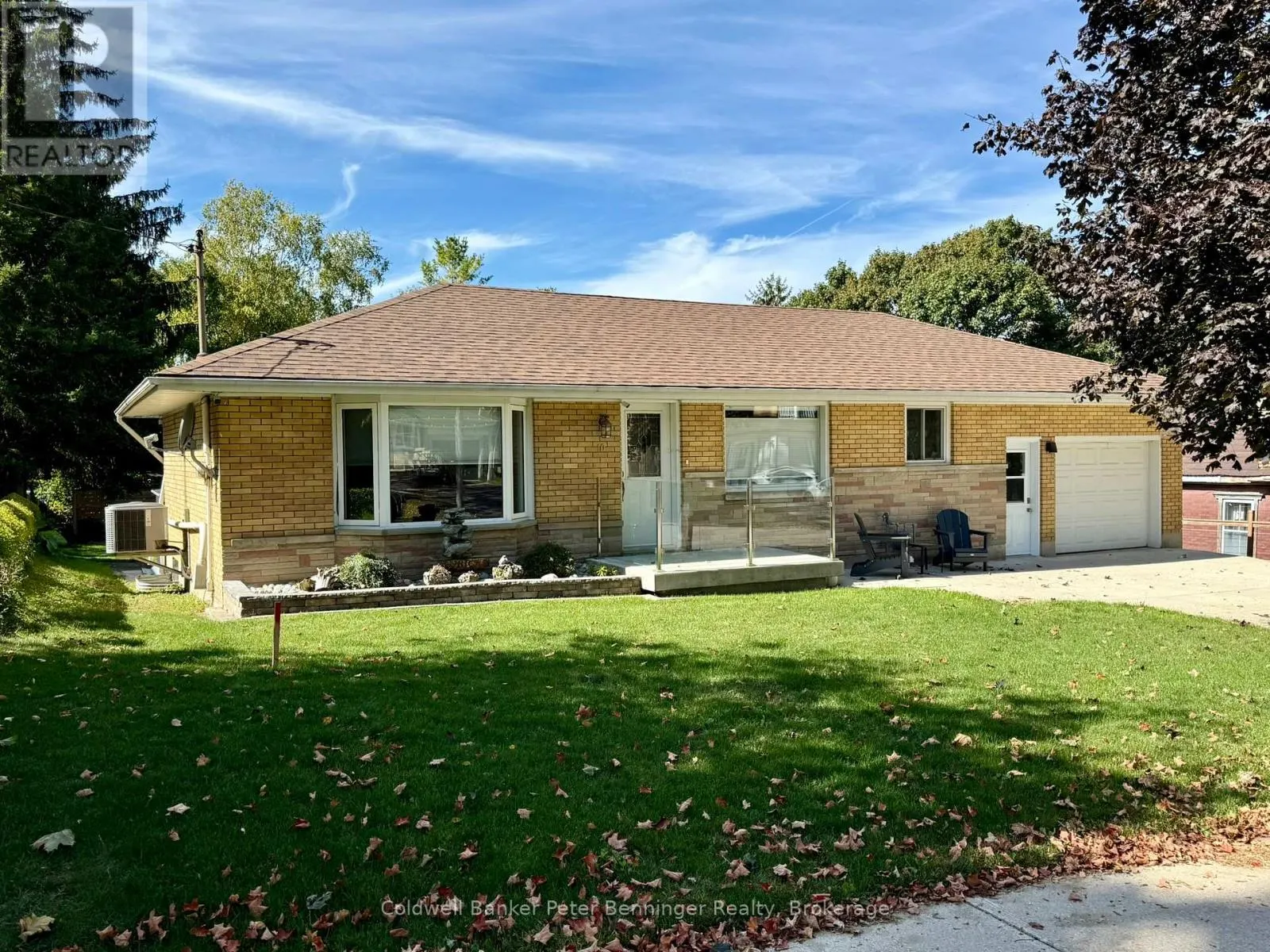 10 BROWNLEE STREET S