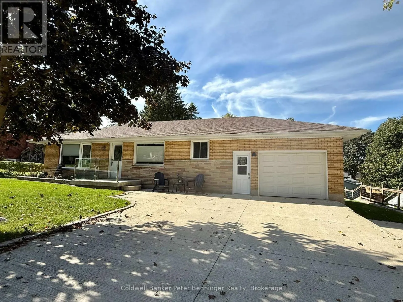 10 BROWNLEE STREET S