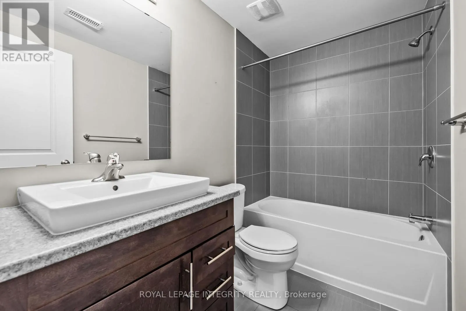 14 HACKNEY PRIVATE