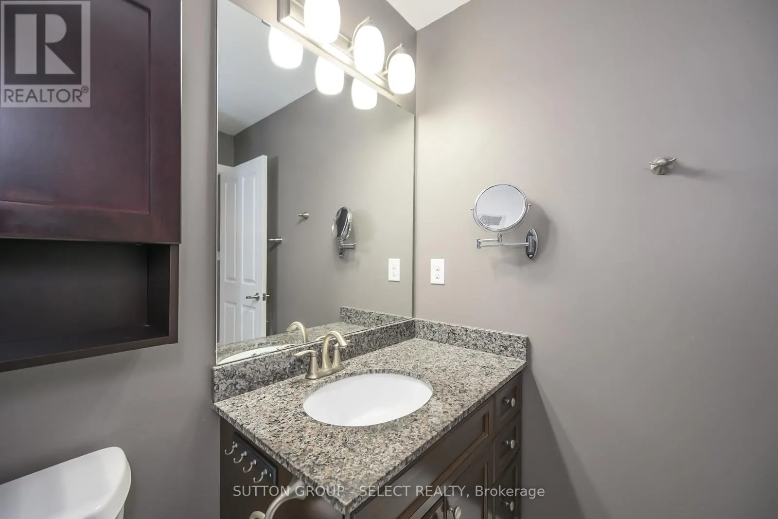 303 - 1030 CORONATION DRIVE, #303