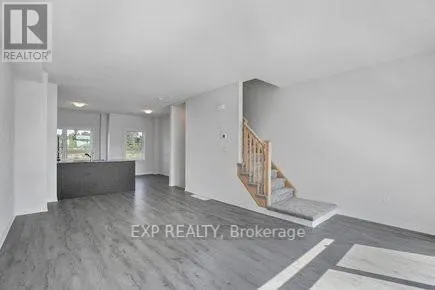 91 - 51 SPARROW AVENUE E