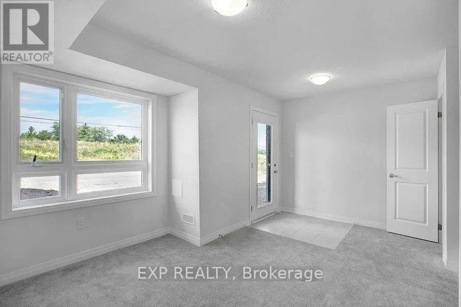 91 - 51 SPARROW AVENUE E