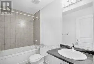 91 - 51 SPARROW AVENUE E