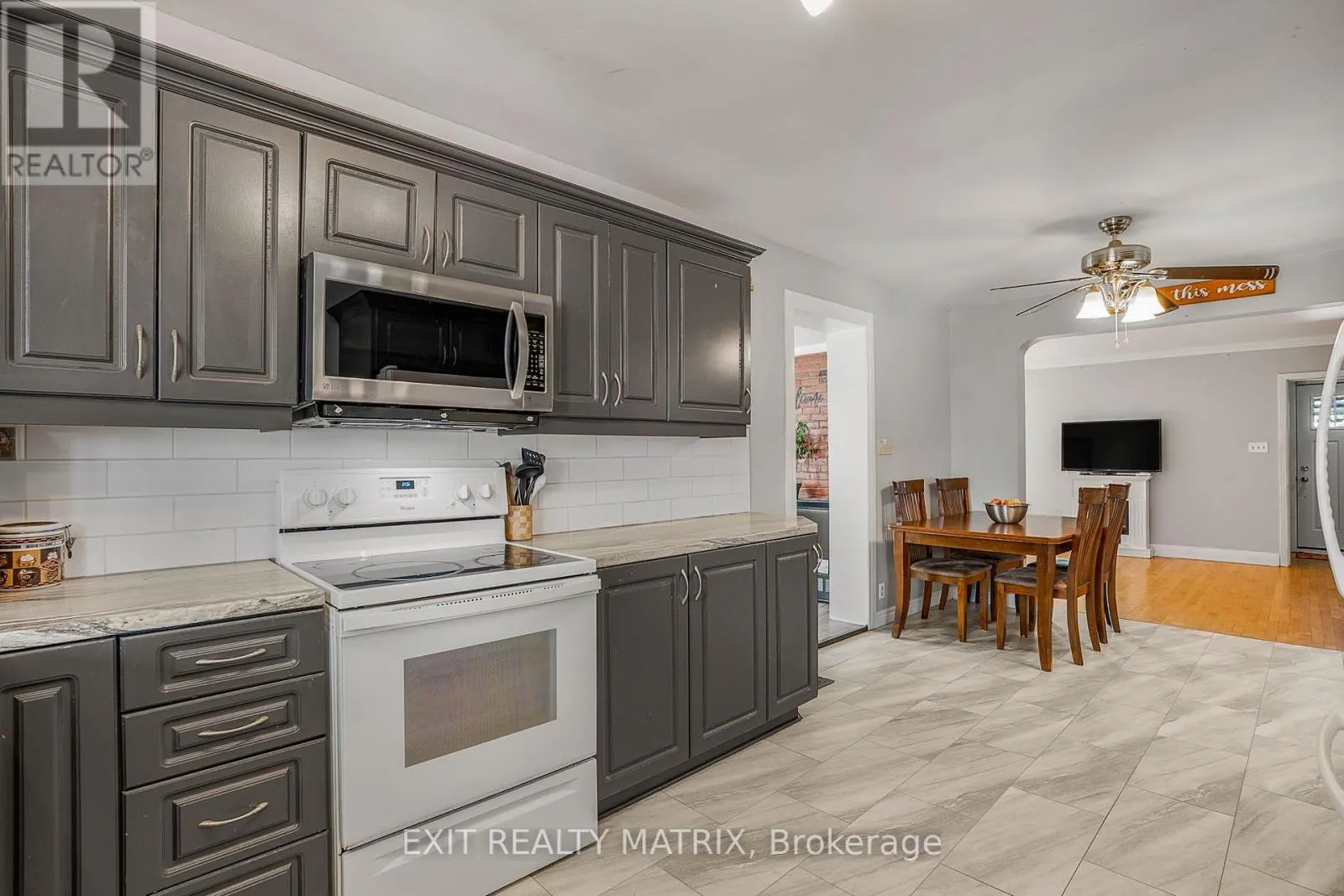 453 GARNEAU STREET
