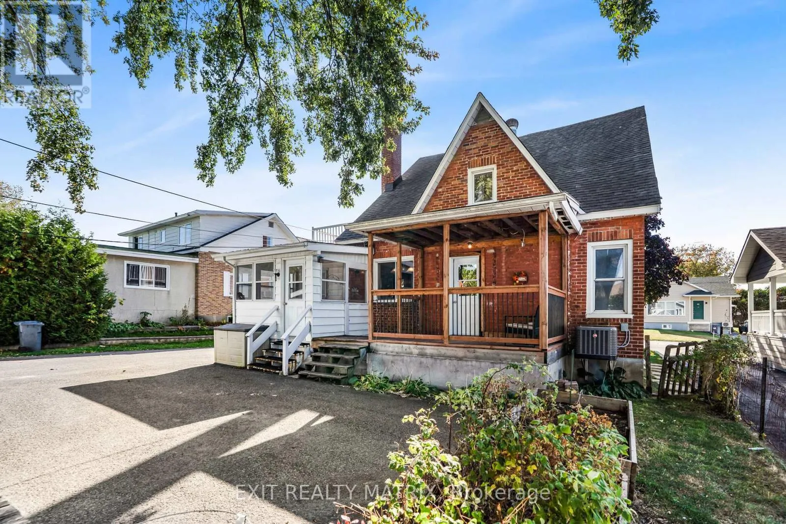 453 GARNEAU STREET