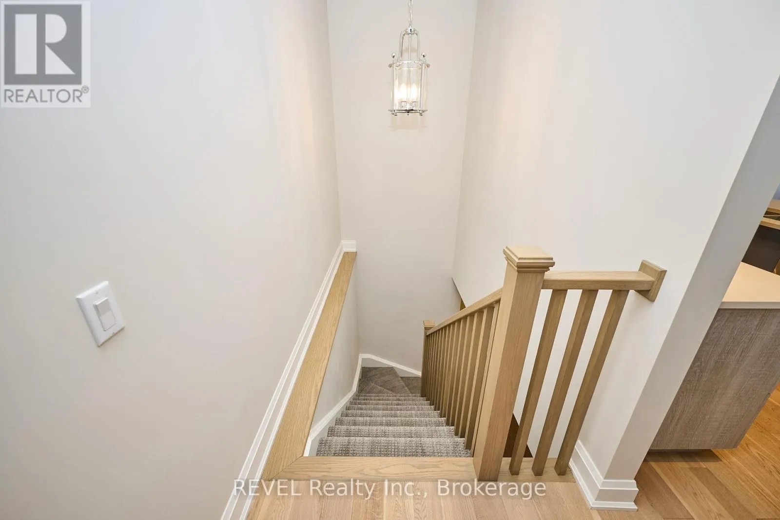 19 - 9245 SHOVELLER DRIVE, #19