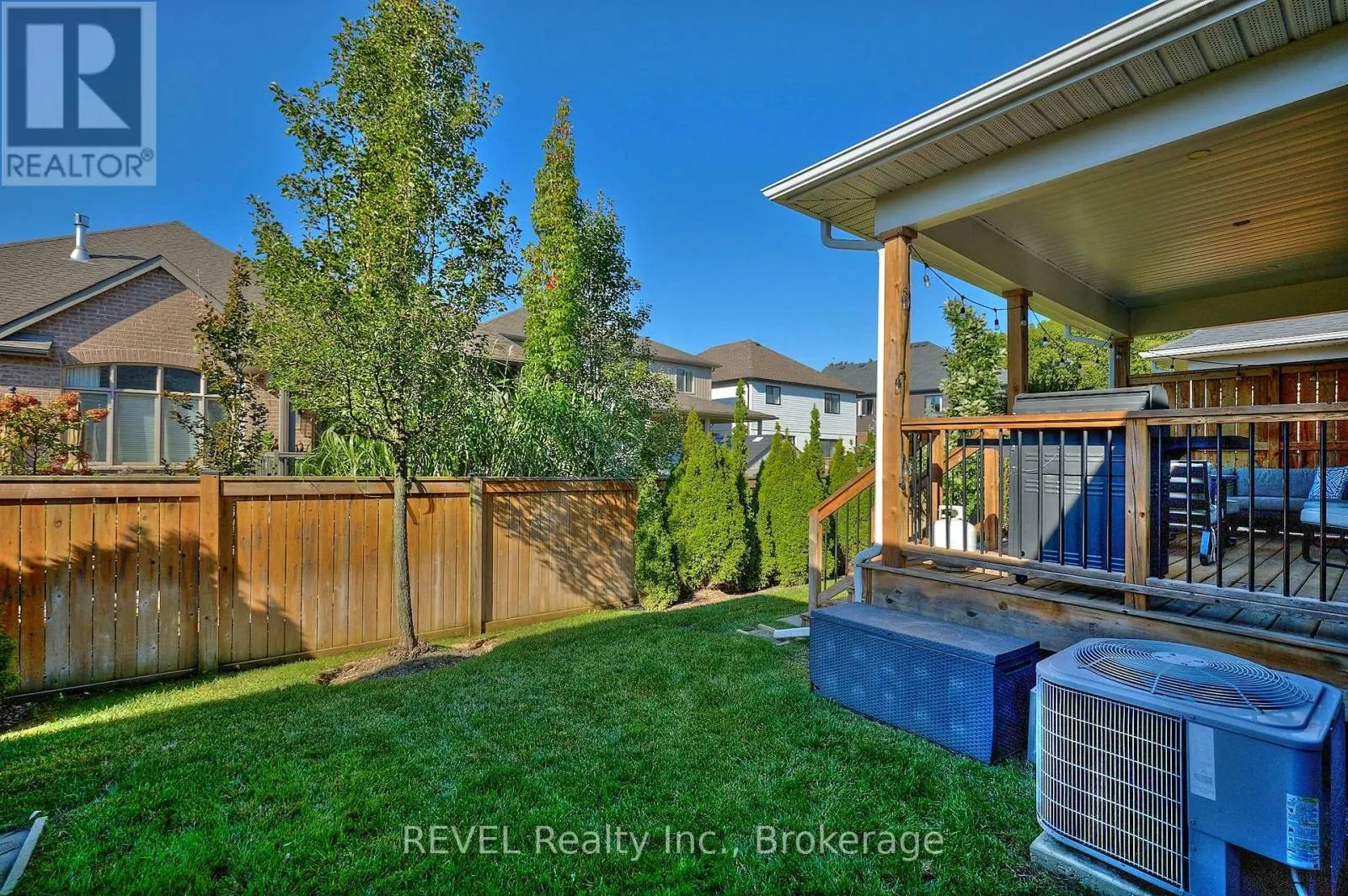 19 - 9245 SHOVELLER DRIVE, #19