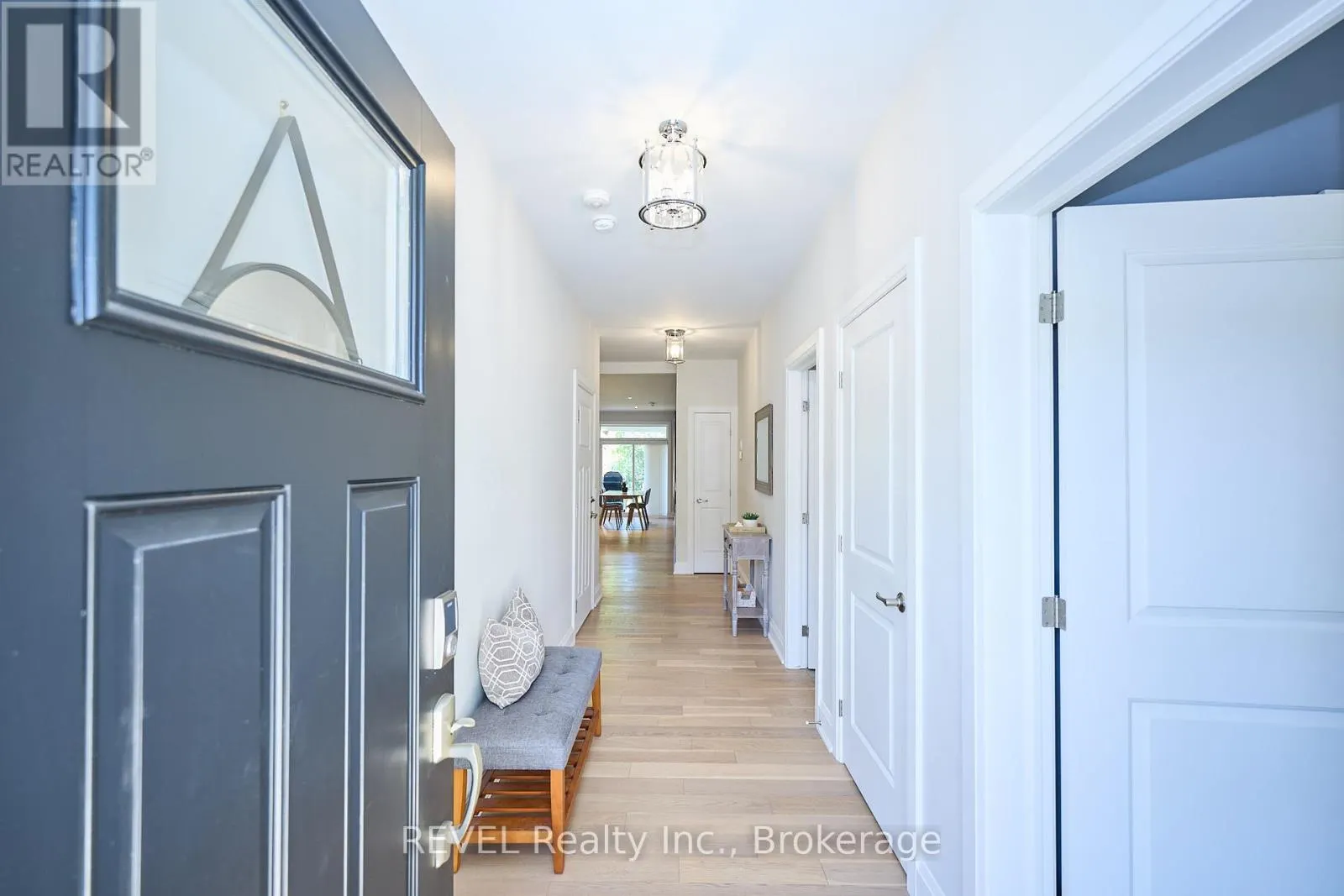 19 - 9245 SHOVELLER DRIVE, #19