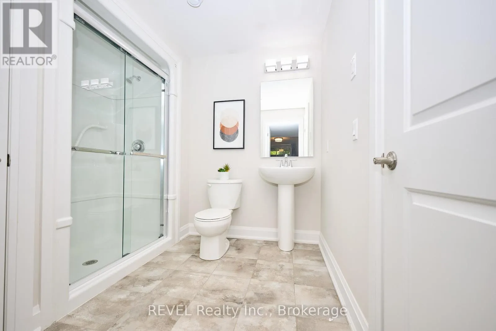 19 - 9245 SHOVELLER DRIVE, #19