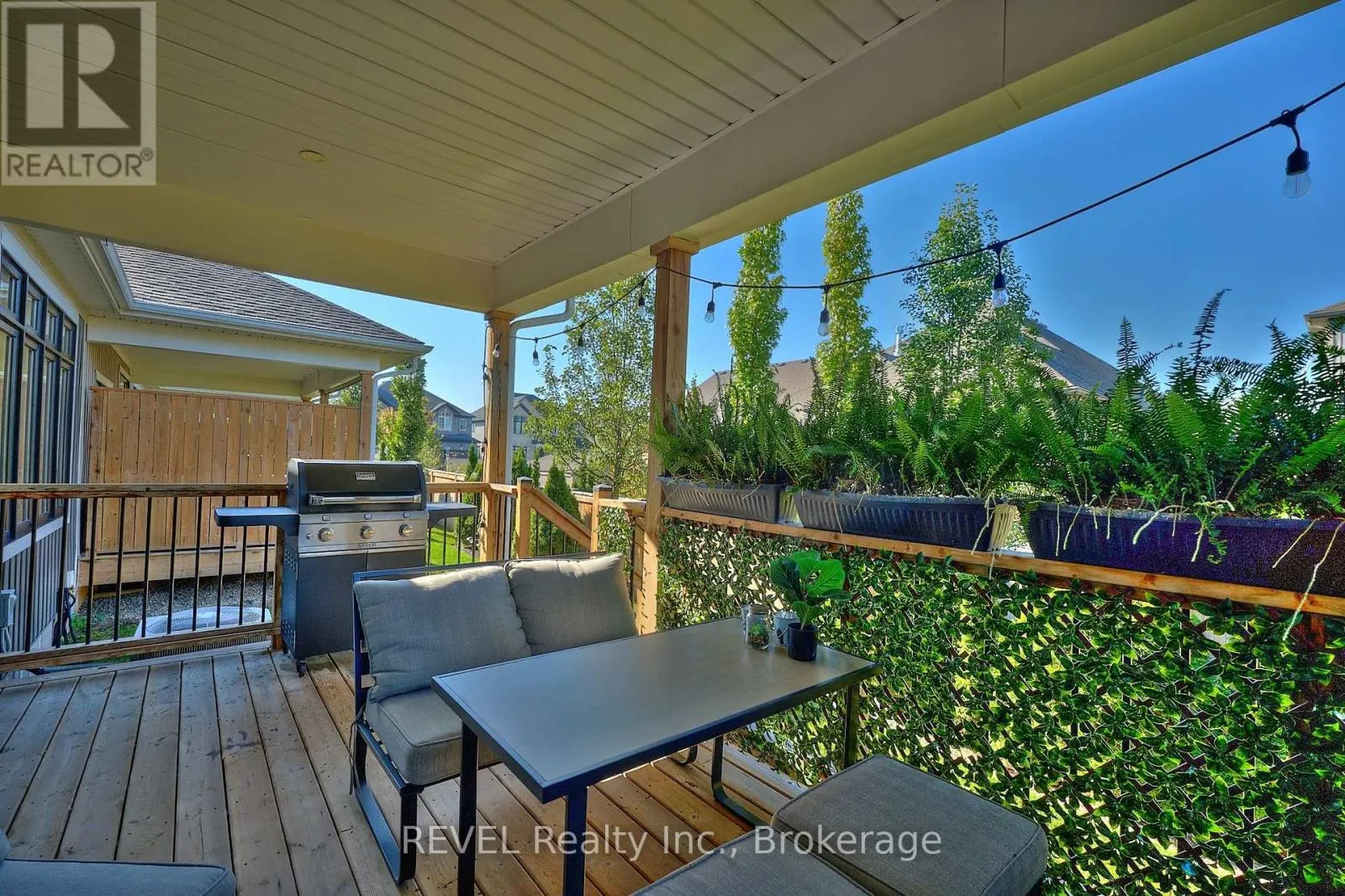 19 - 9245 SHOVELLER DRIVE, #19