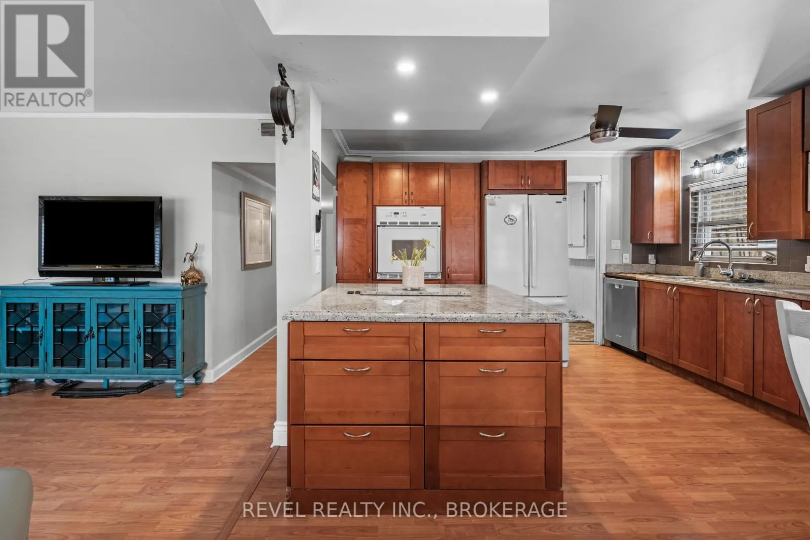 4221 BATH ROAD