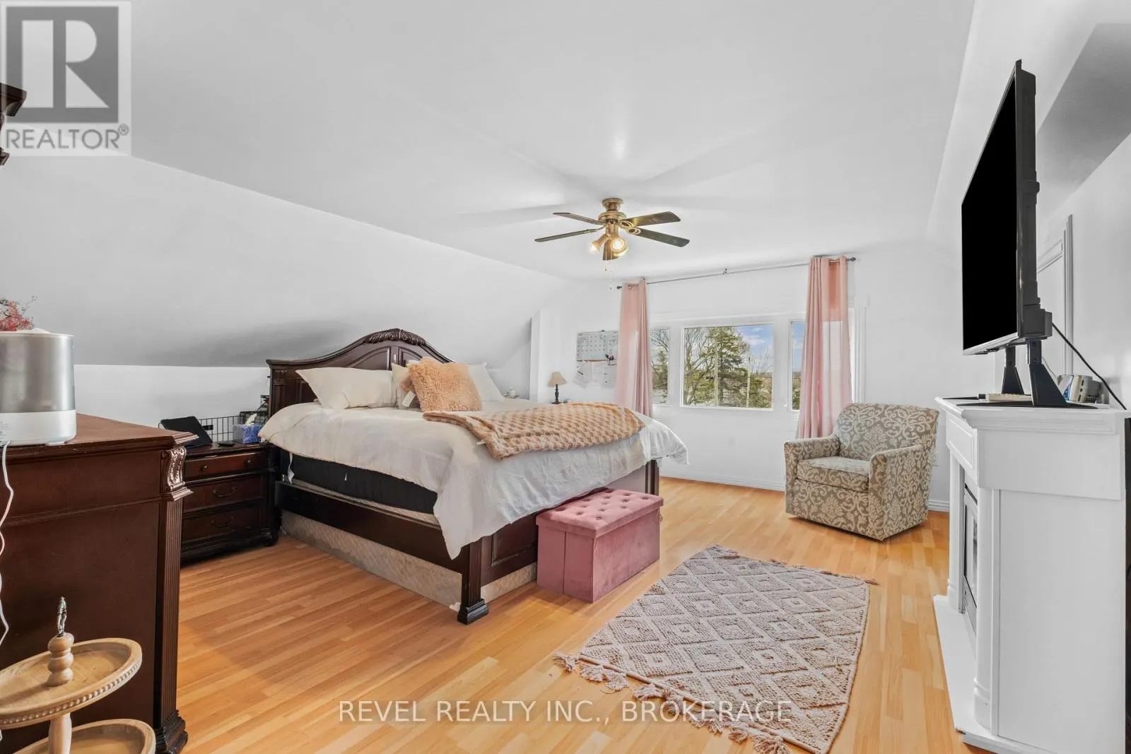 4221 BATH ROAD