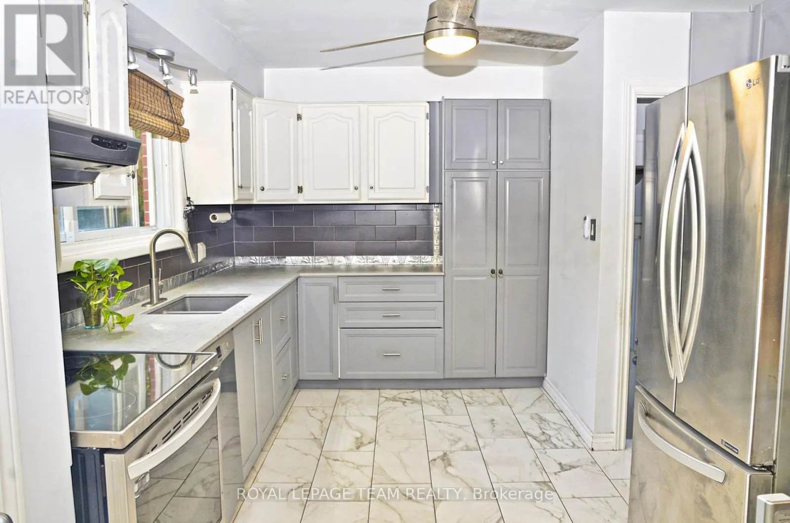 209 REYNOLDS DRIVE E