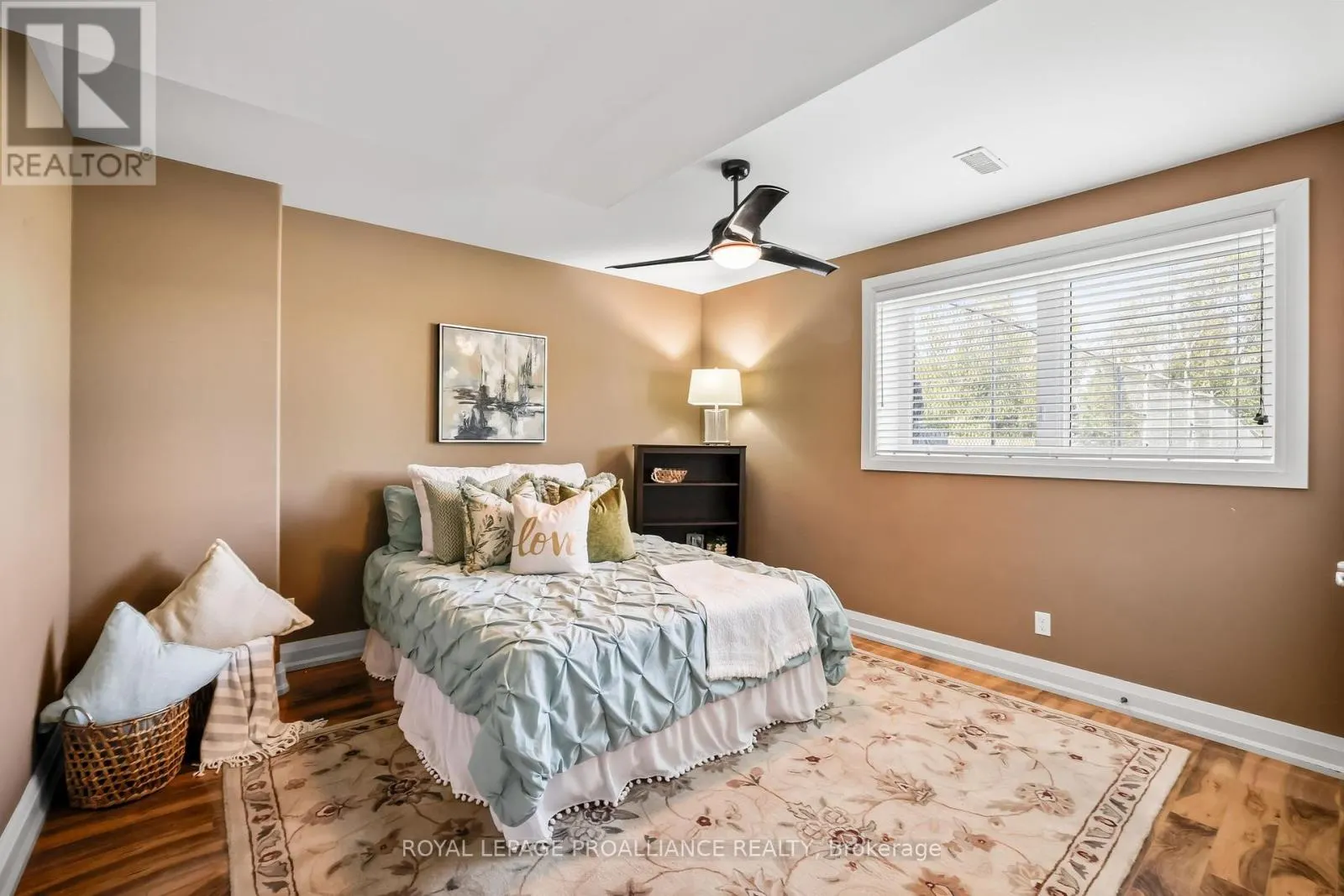263 LAKESHORE ROAD