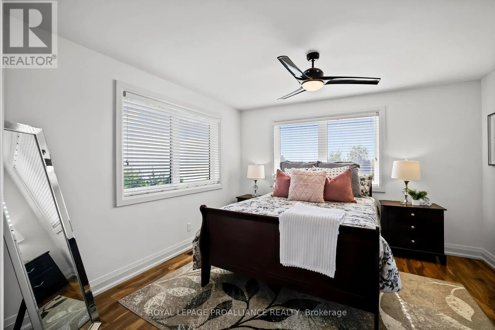263 LAKESHORE ROAD