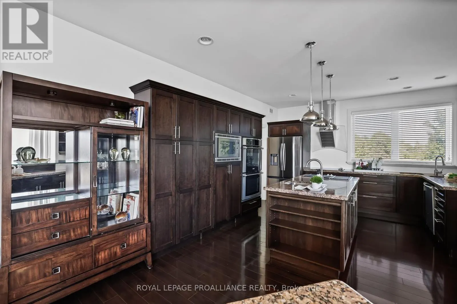263 LAKESHORE ROAD