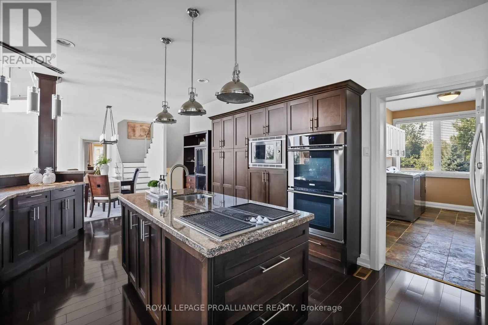 263 LAKESHORE ROAD