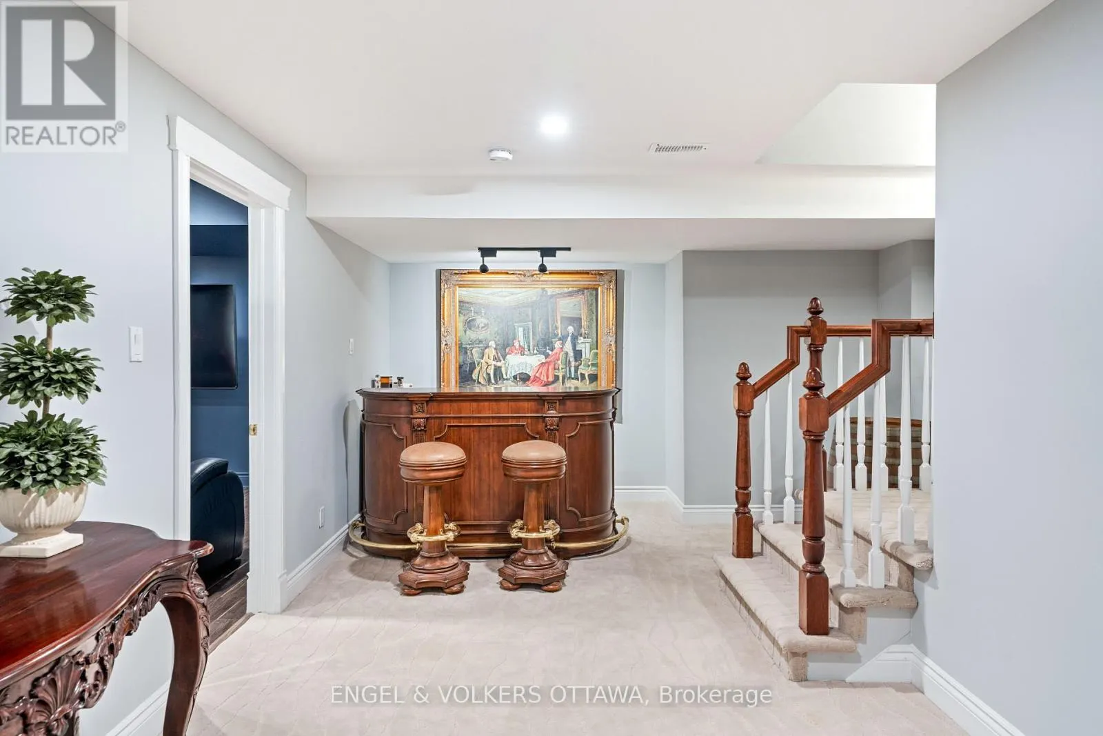 1412 HOUSTON CRESCENT