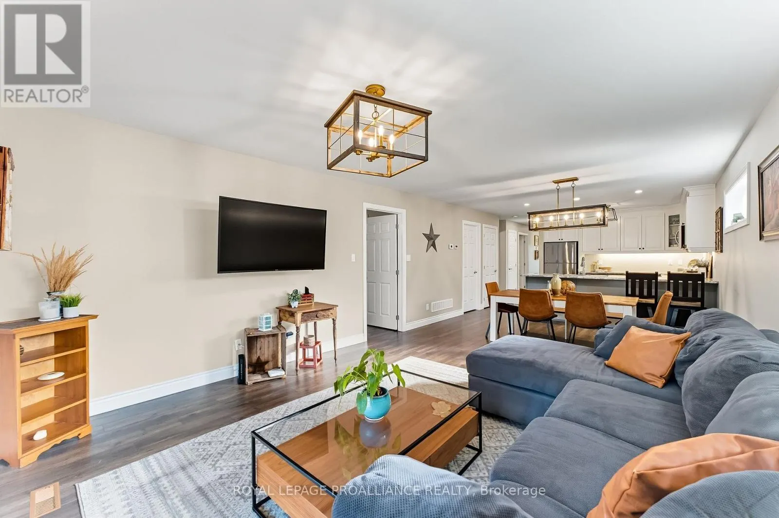 10 CASSIDEY DRIVE