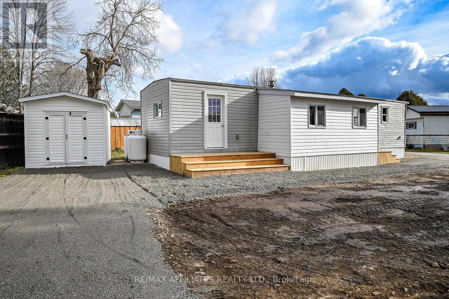 418 NICOLE STREET