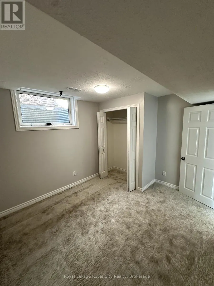 6 MAUDE LANE