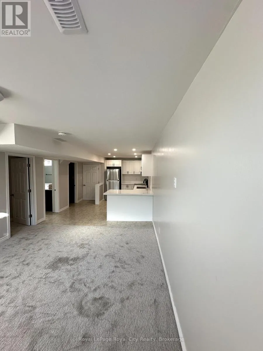 6 MAUDE LANE