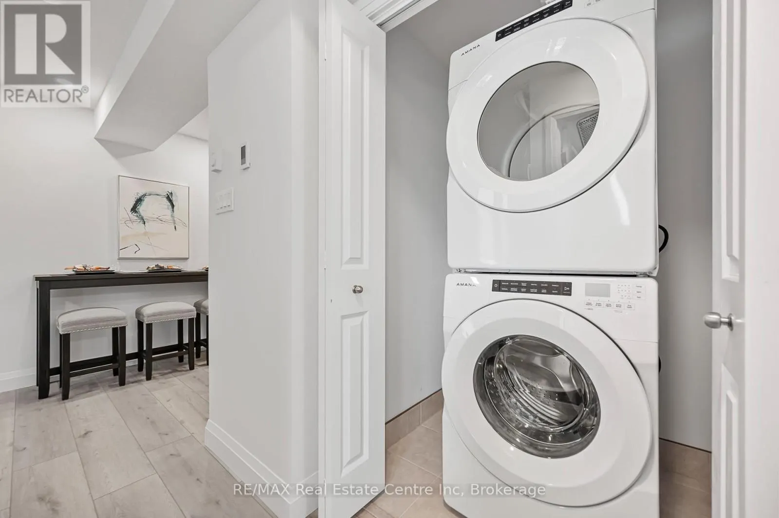 8 - 182 BRIDGE CRESCENT, #8