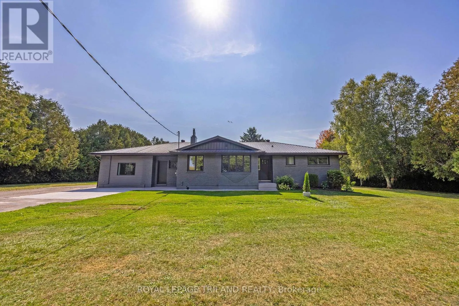 829 AVON DRIVE