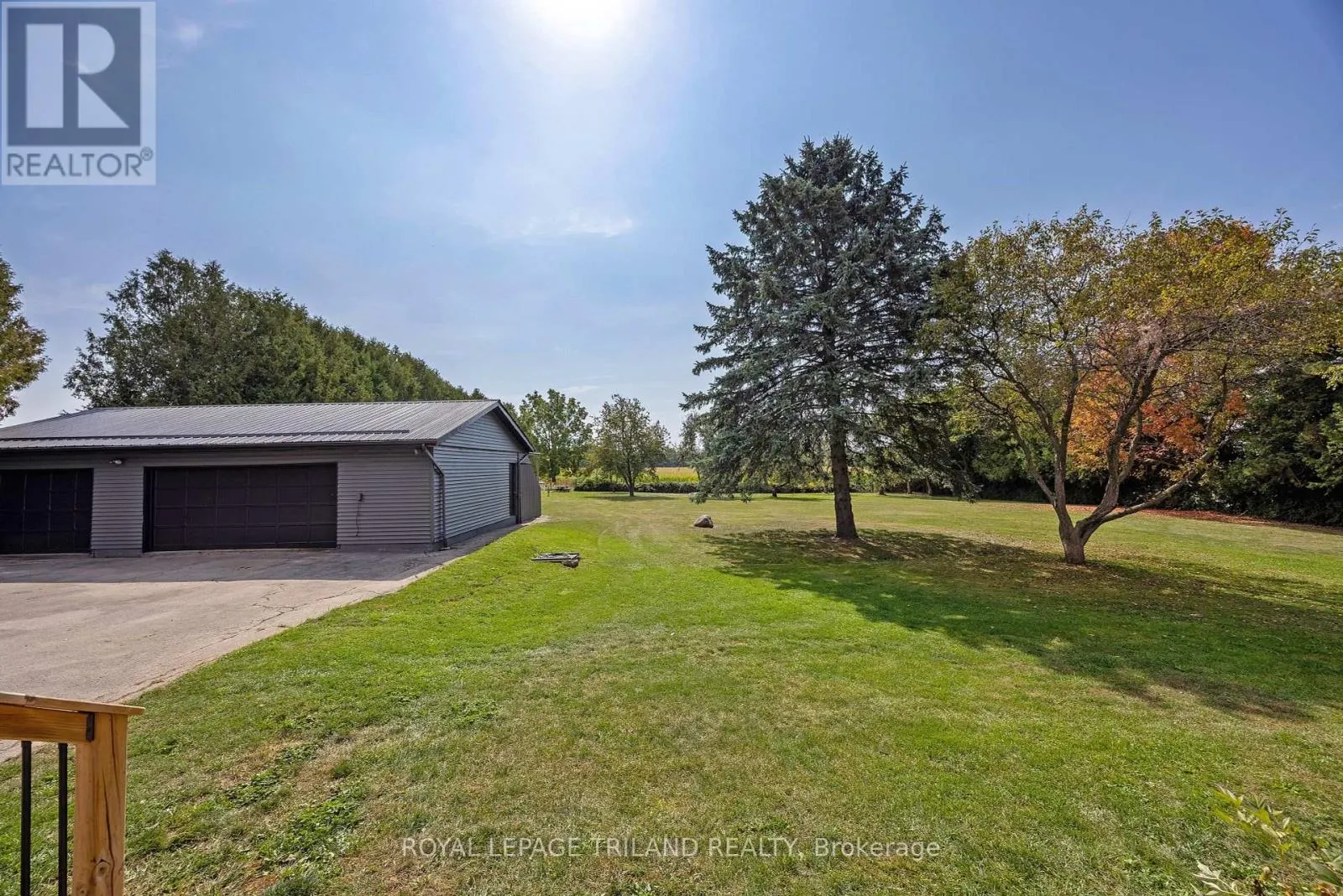829 AVON DRIVE