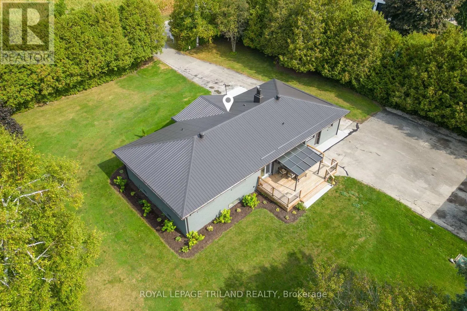 829 AVON DRIVE