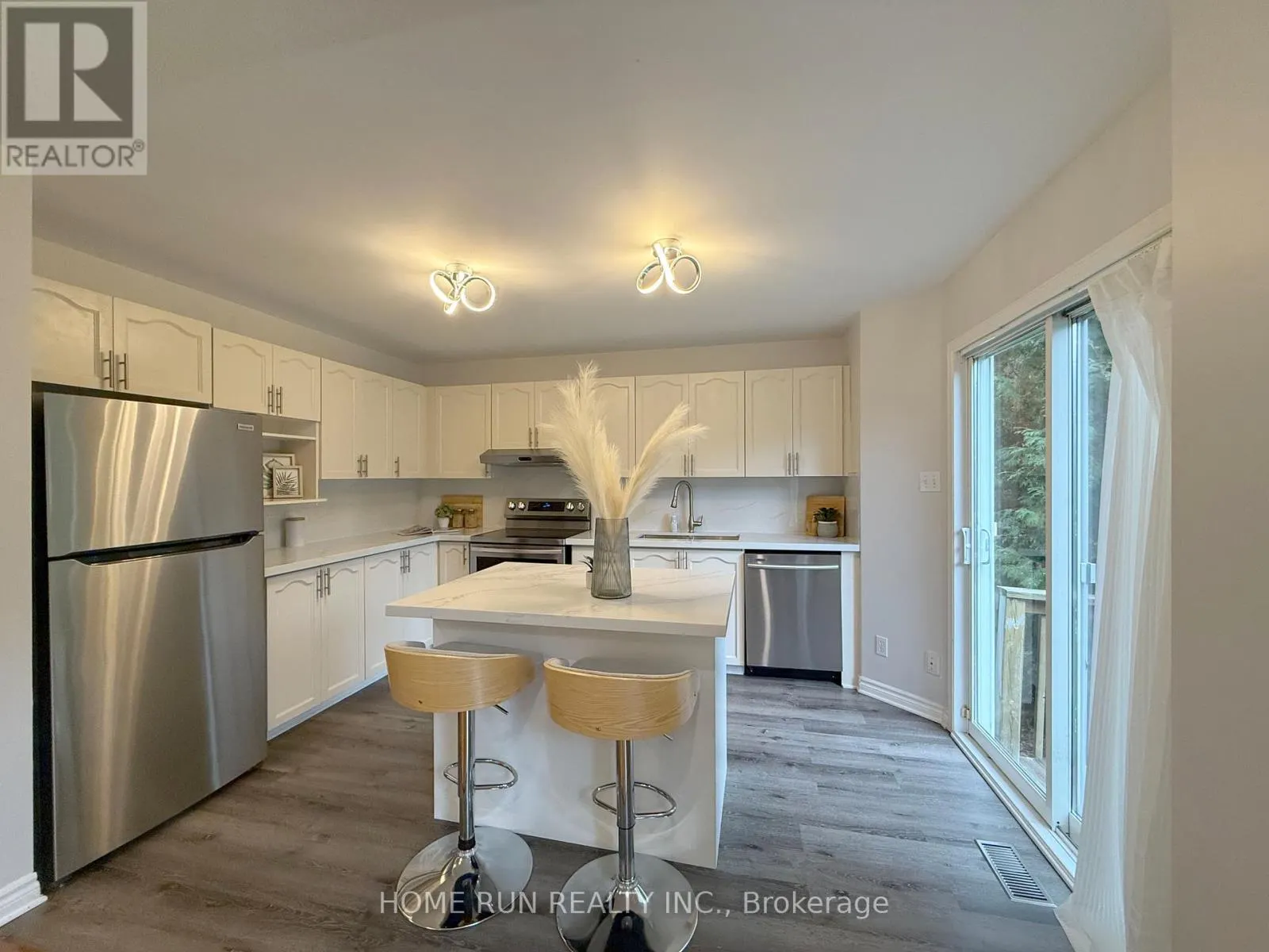 49 DEERFOX DRIVE