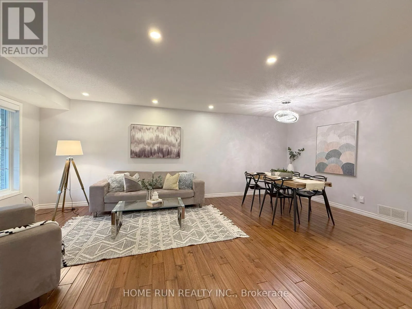 49 DEERFOX DRIVE