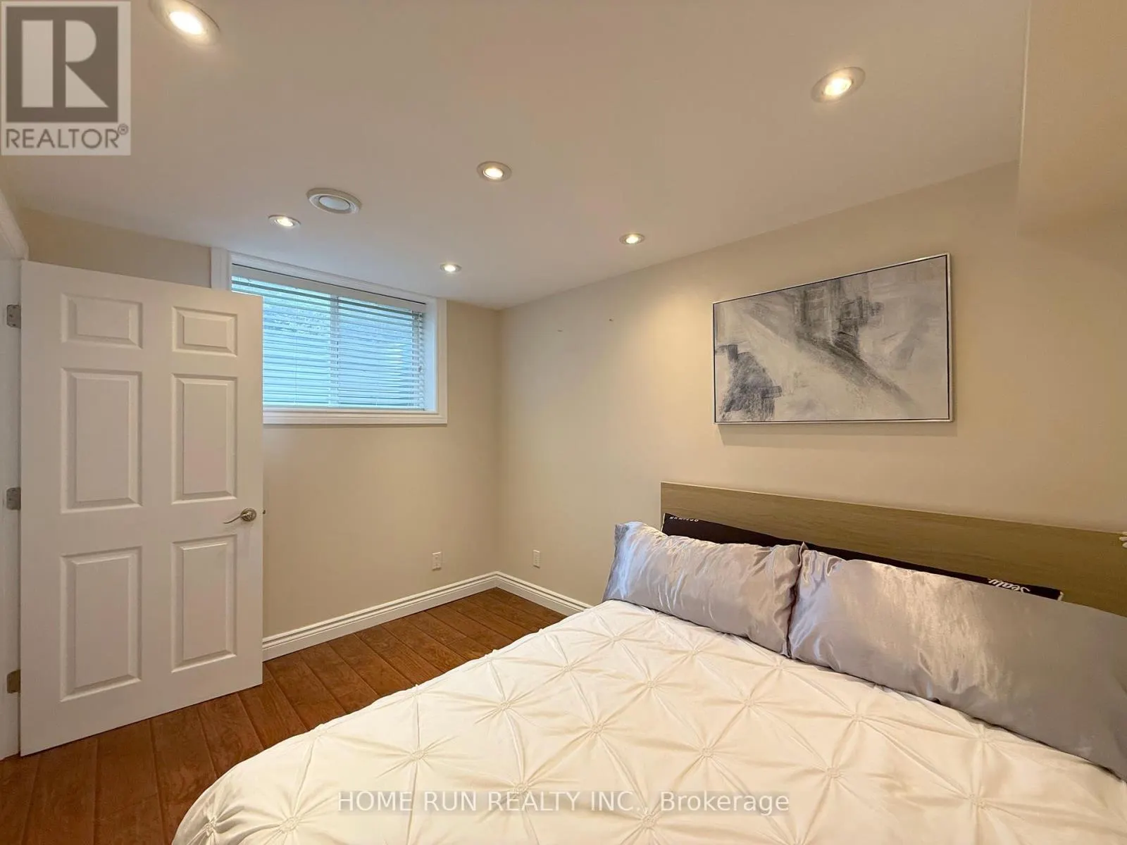 49 DEERFOX DRIVE