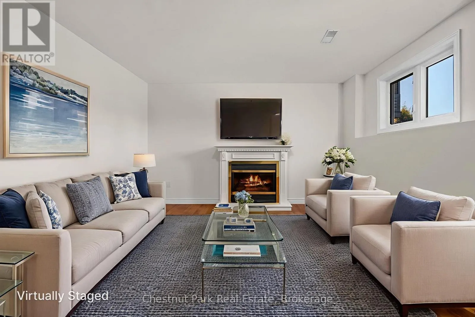8 COATES AVENUE