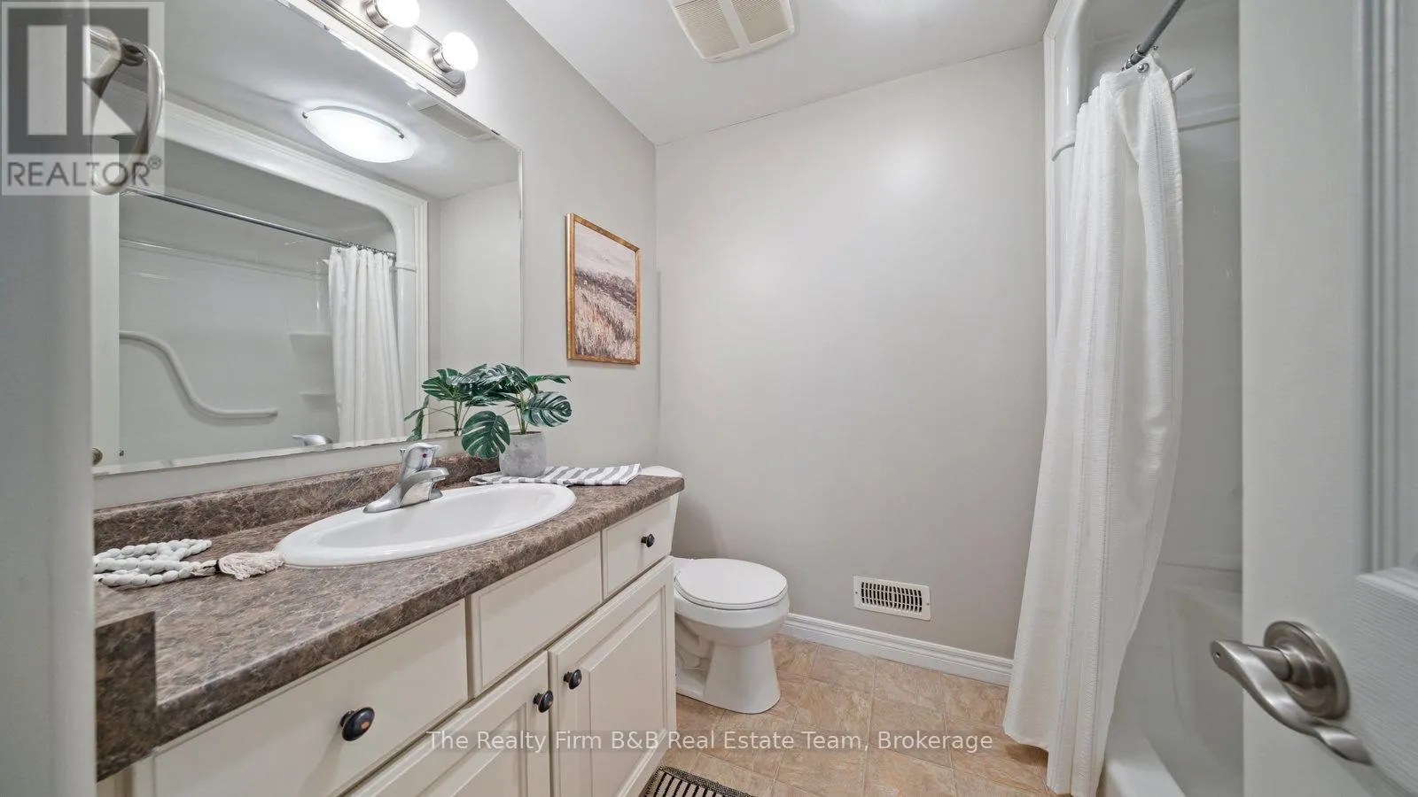 20 - 540 SPITFIRE STREET, #20