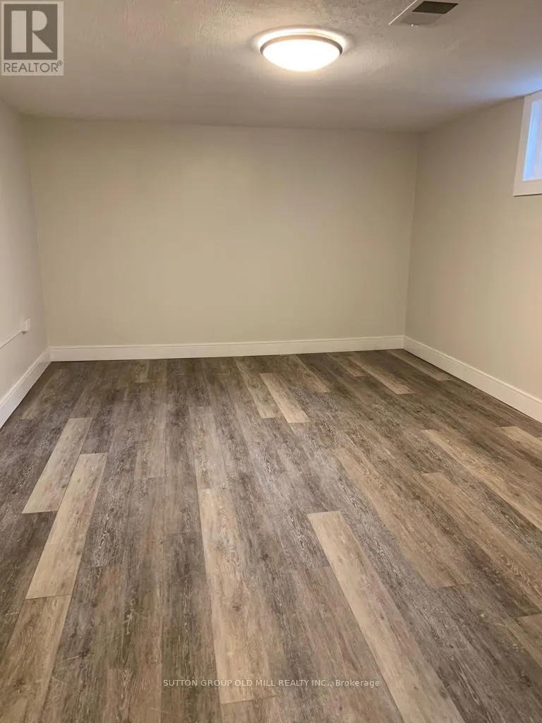 BSMT - 251 ERB STREET E