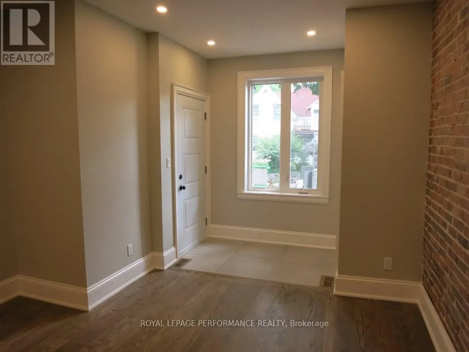 1 - 21 MONK STREET