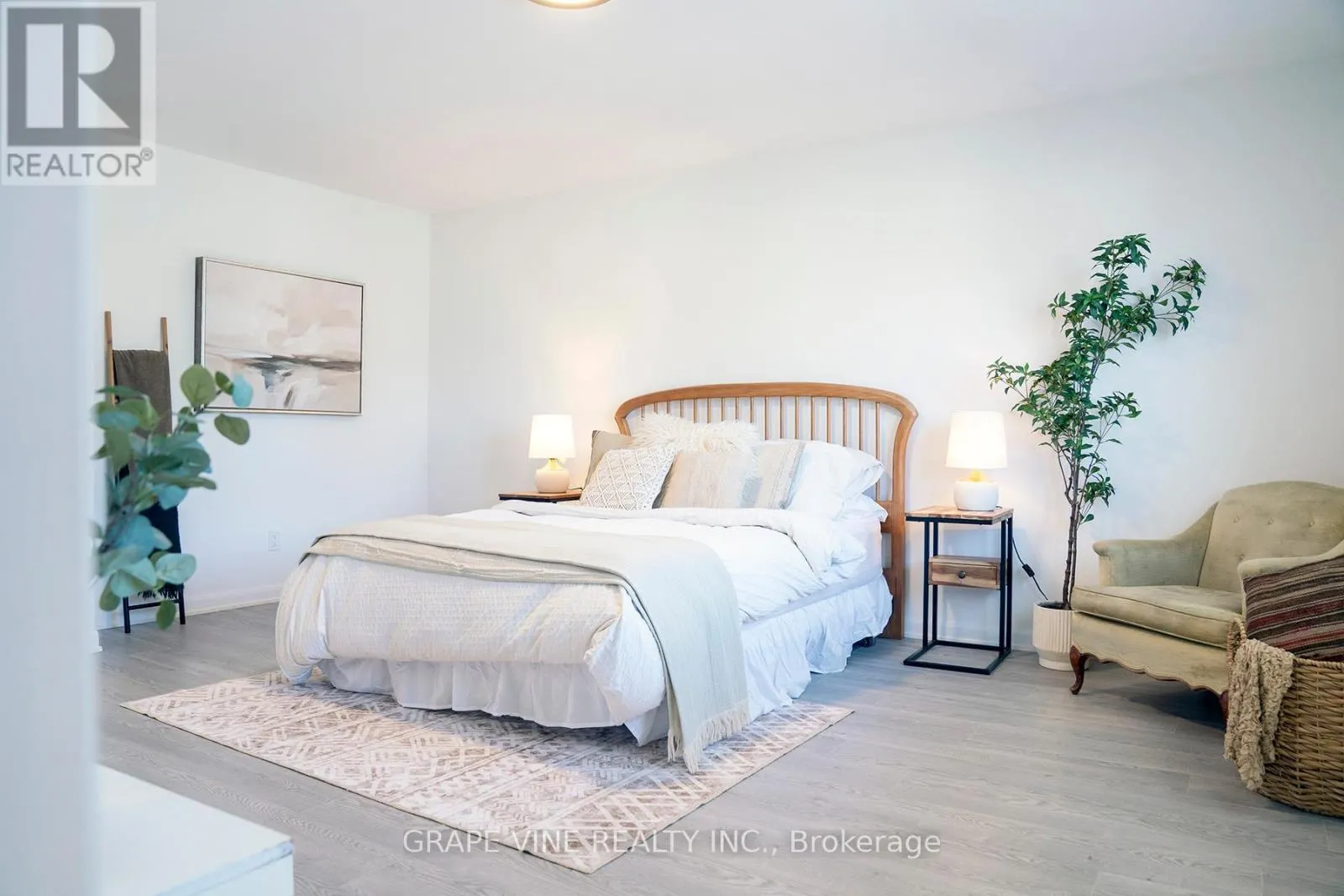 2057 CALTRA CRESCENT
