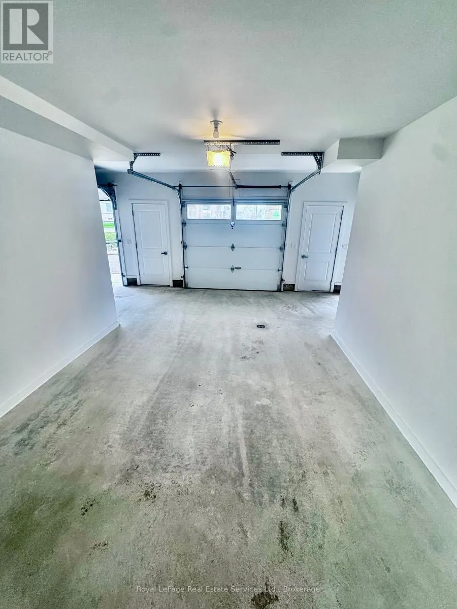 35 - 70 KENNESKY DRIVE, #35