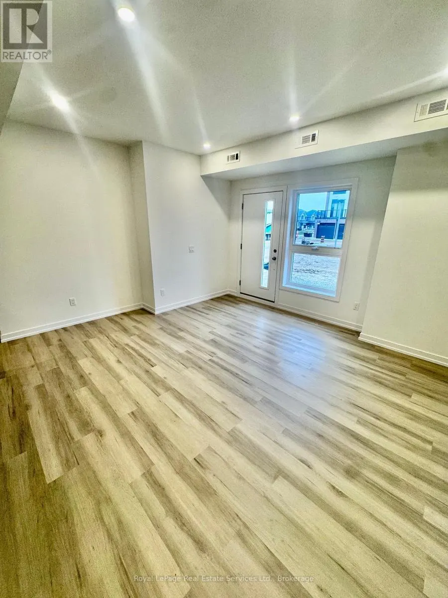 35 - 70 KENNESKY DRIVE, #35